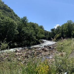 素晴らしい風景の只見川沿いR352