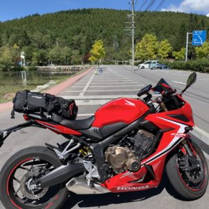 がら空きの白樺湖駐車場