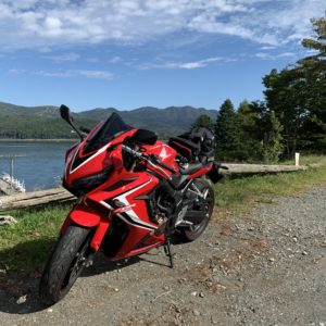 山中湖を望むwith CBR650R