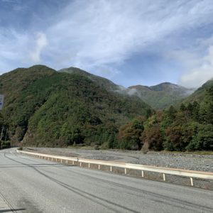 紅葉が混ざり始めた南アルプスの山々＠南アルプス街道①