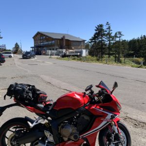 志賀草津道路といえば渋峠ホテルですね