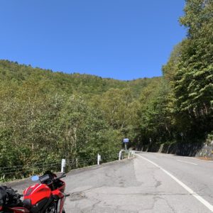 さらに登っていきます。万座ハイウェー