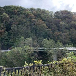 下り勾配の究極、ループ橋＠北杜市