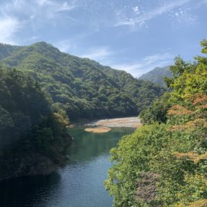 初秋の川俣湖