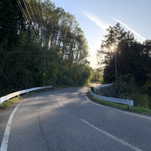 アルプス展望道路のフィナーレが近づいた2車線エリア