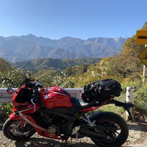 白沢洞門からの雄大な北アルプスの眺望with CBR650R