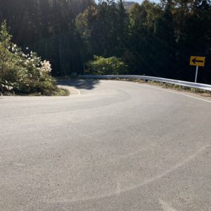 ロードコンディションがよくなりながらも上りタイトターン@小川アルプスライン①