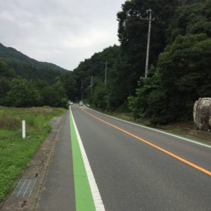 夏の秩父の緑あふれる風景