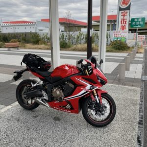 菖蒲PAにて・たった一台のみのCBR650R