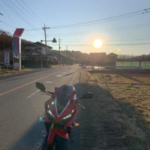 日が沈みかけた秩父のツーリング風景