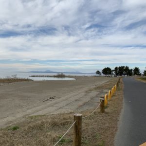 天王崎公園手前の砂浜＠霞ヶ浦
