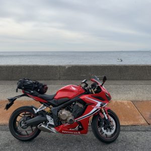 防波堤の向こうは海だけが広がる南房総らしい風景withCBR650R