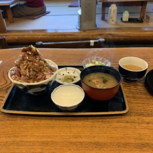 R135沿い「磯料理 磯辺」さんの味のたたき丼