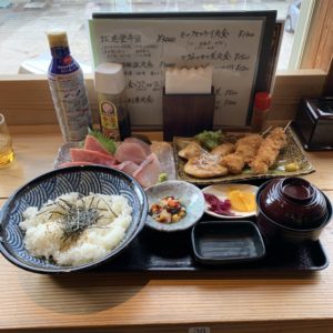 外房・勝浦漁港の勝喰さんのがっつり定食