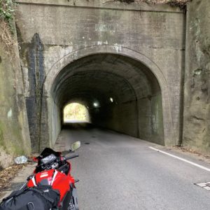 外房いすみ市の名も無いトンネルwith CBR650R