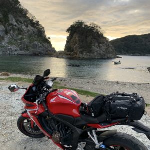 伊豆海中水族館奥の赤根島での風景with CBR650R