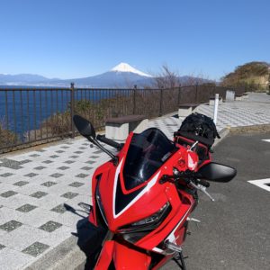 西伊豆・出会いの丘の富士山with CBR650R