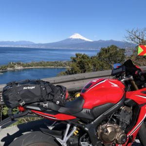 西伊豆大瀬埼手前の展望台からの富士山with CBR650R