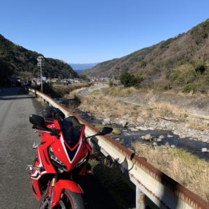 西伊豆スカイラインに向かうr18にてwith CBR650R