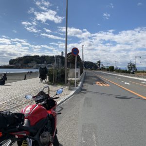 江ノ島線からの自身初の江の島ショットwith CBR650R