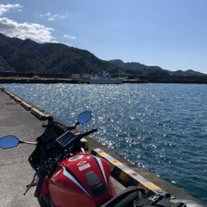西伊豆土肥漁港にてwith CBR650R
