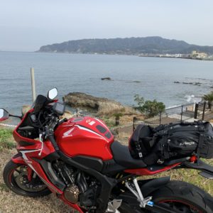 真珠島手前の海の風景with CBR650R