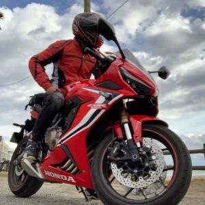 房総半島ツーリングにてウィンターテックジャケットを着込むwith CBR650R