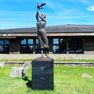 美ヶ原公園沖線の最果て地・美ヶ原高原自然保護センターにてwith CBR650R④