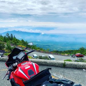 富士宮口5合目から眺める駿河湾！with CBR650R