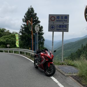 久々の越境！志賀坂峠にてwith CBR650R