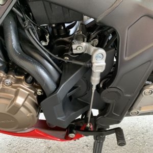 クイックシフター装着完了！のCBR650R