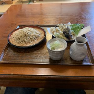 「ひのきそば処」の舞茸天ぷらセット