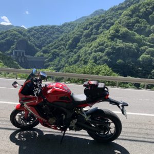 奥利根ゆけむり街道から眺める藤原ダムwith CBR650R