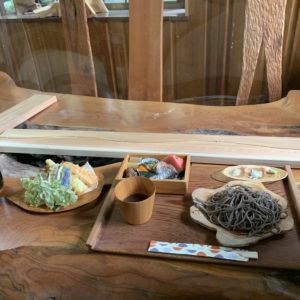 あじさい街道のあじさい山公園近くのお蕎麦屋さん「麦わら帽子」のお蕎麦