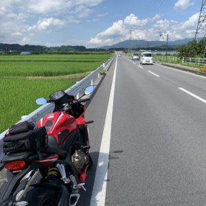 天竜川と並走するr18＆CBR650R