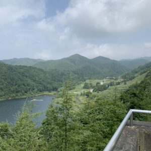 高台からの乙女湖風景②