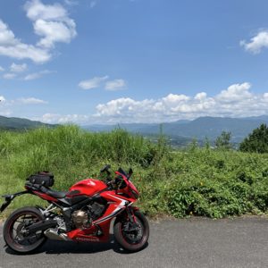 ハーモニックロードからの南アルプスの展望with CBR650R