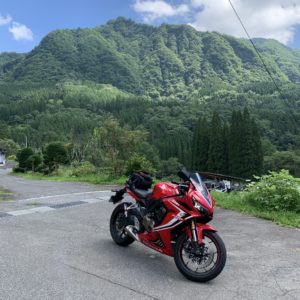 信州r36の視界が抜けたポイントにてwith CBR650R