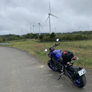 布引高原の巨大風車パラダイス風景with MT-09