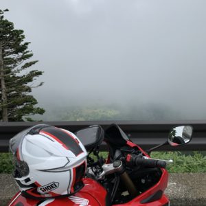志賀草津道路の日本国道最高地点にてwith CBR650R③