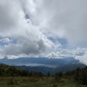 鉢伏山山頂から諏訪湖を見下ろす