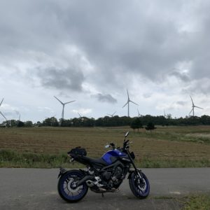 布引高原の巨大風車パラダイス風景with MT-09②