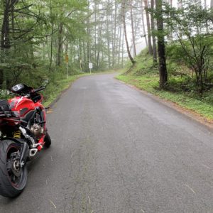 高ボッチ高原を目指し坂を登り続けるCBR650R②