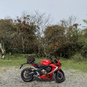 少し秋らしくなった鉢伏山へ向かうロードwith CBR650R