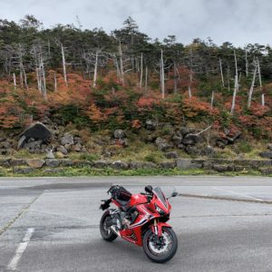 御嶽山7合目・田の原駐車場で今年初の秋の風景with CBR650R