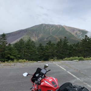 標高2000m超田の原駐車場より標高3000m超御嶽山山頂を望むwith CBR650R③