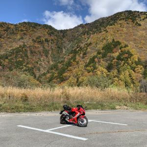 R158脇のヘリポートにてwith CBR650R②
