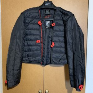 2020年新作のアルパインスターズウォータープルーフジャケットのインナー