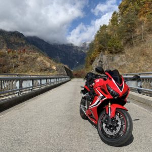 北アルプス大橋正面アングルwith CBR650R
