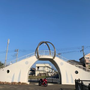 利根川河口沿いの滑り台のようなコンテンツにてwith CBR650R